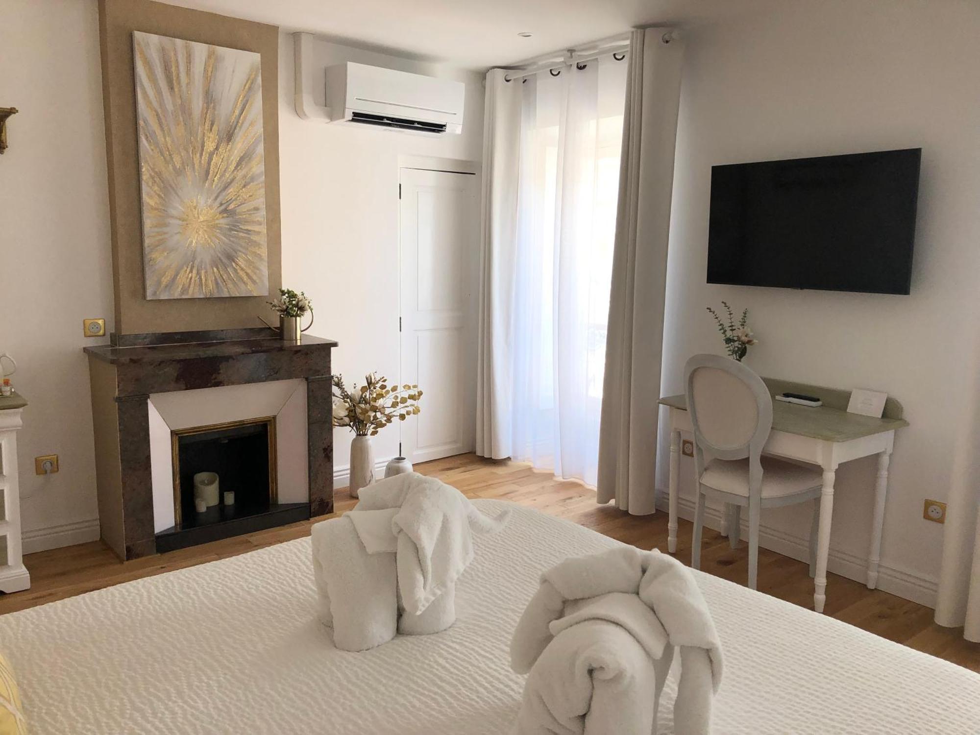 Le Coeur De La Bastide - Adult Only Bed & Breakfast การ์กาซอน ภายนอก รูปภาพ